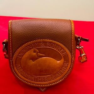 Dooney & Bourke All Weather Leather 2
Duck Bag - Excellent Condition